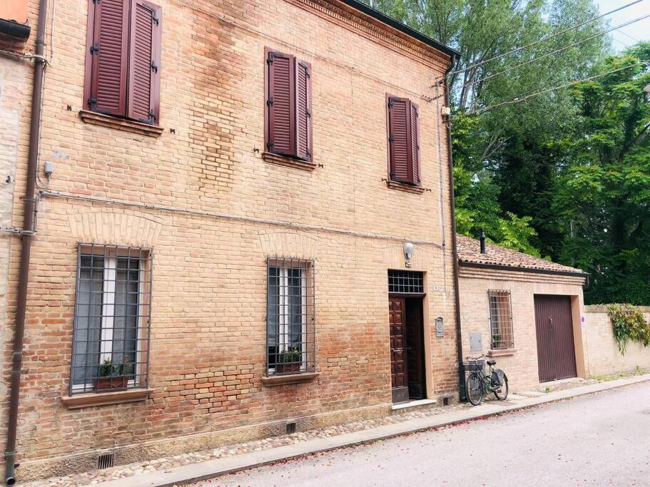 ホテル La Casa Di Marina フェラーラ エクステリア 写真