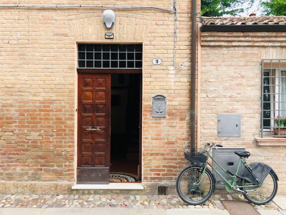 ホテル La Casa Di Marina フェラーラ エクステリア 写真